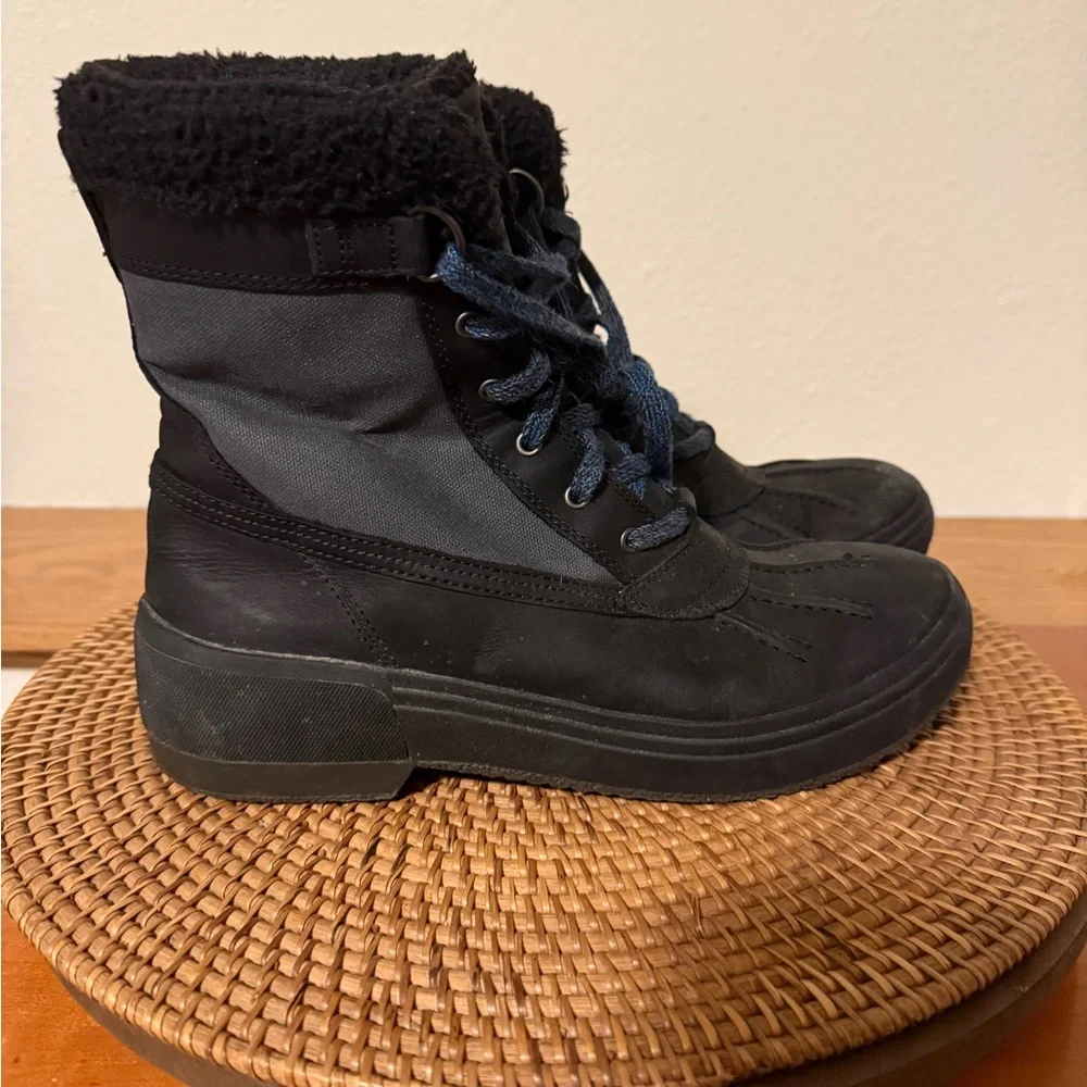 Merrell Black Boots‎ with Blue Accents